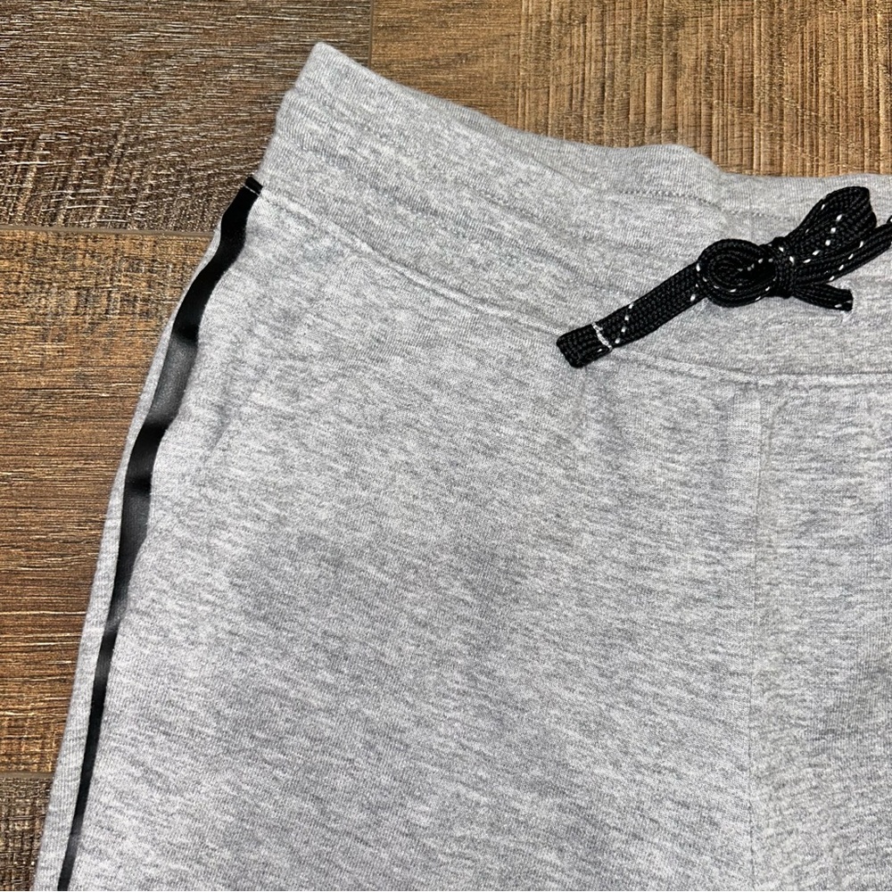 Athletic Works Gray Kids Jogger Pants Boys Youth Large 10-13 - Picture 2 of 4